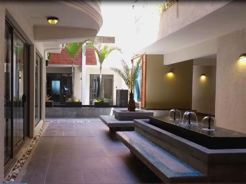 Lobby, Pereybere Hotel & Spa in Mauritius Island