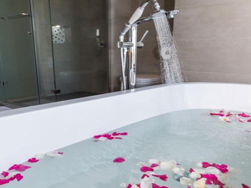 Pereybere Hotel & Spa Pereybere Hotel & Spa