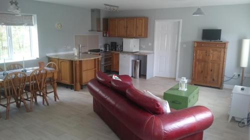 Pidley Bottom Cottages - Luxury SC rooms - Fully furnished and equipped - KITCHEN - towels and linen included Pidley Bottom Cottages - Luxury SC rooms - Fully furnished and equipped - KITCHEN - towels and linen included