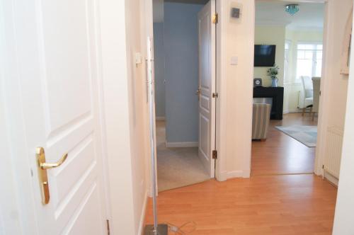 Instalaciones, Wood Court, Troon in Troon