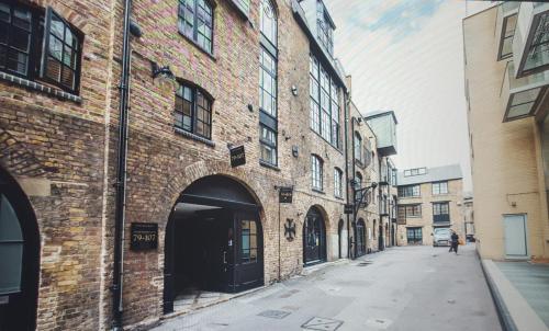 The Maltings Tower Bridge Apartment