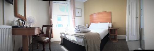 Town House Rooms - main image