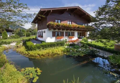 Gartenwohnung Mandl Garten Sauna Hot Pot Pool in Maishofen, Österreich
