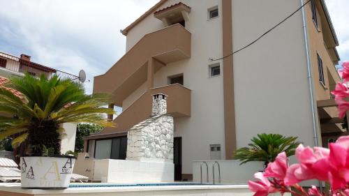 Apartments Villa A - Heating Pool - image 10