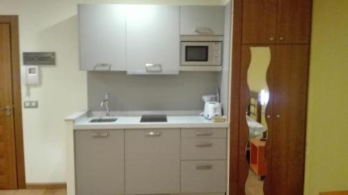 Cocina, Apartamentos Santana in Llanes