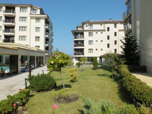 . Real Black Sea Apartments