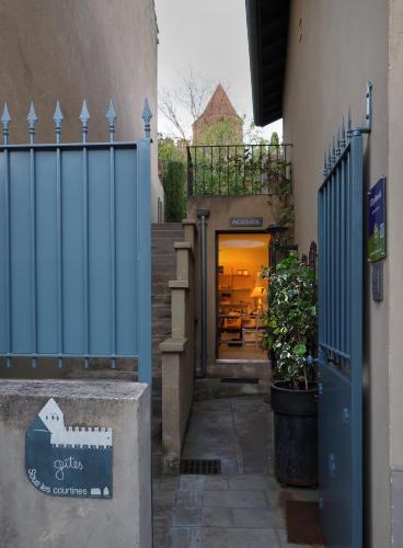 Sous les courtines - image 4