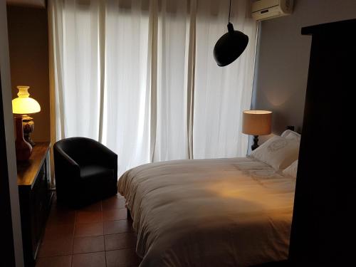 Deluxe Apartment image 8