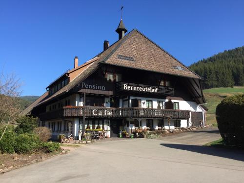 Café - Pension Bernreutehof - Accommodation - Vöhrenbach