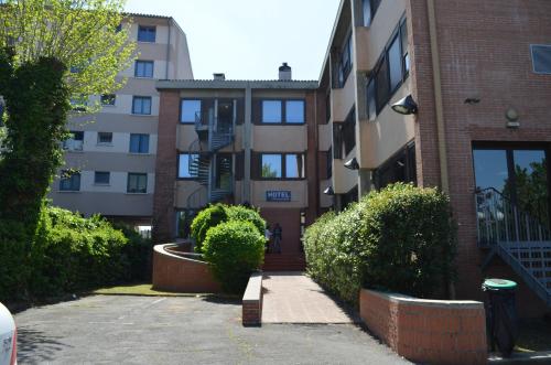 Hôtel Villenouvelle - image 5