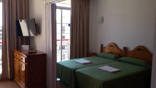 Apartaments Mar Blau - image 2