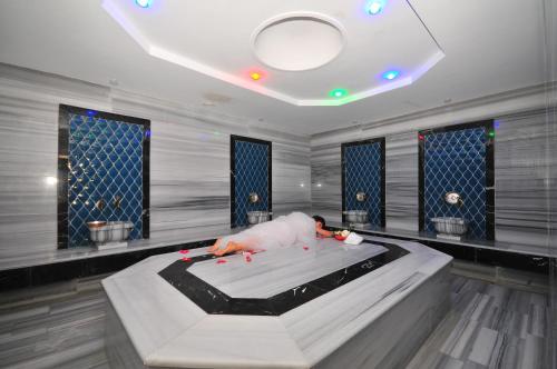 Blue Bay Platinum - image 3
