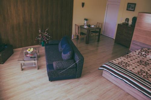 Lakeview-Estate ApartHotel - image 13