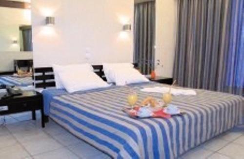 Double or Twin Room with Sea View