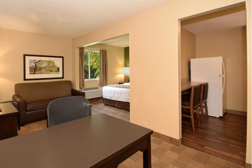 Extended Stay America Suites - Fort Lauderdale - Cypress Creek - NW 6th Way - image 7