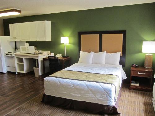 Extended Stay America Suites - Fayetteville - Cross Creek Mall - main image