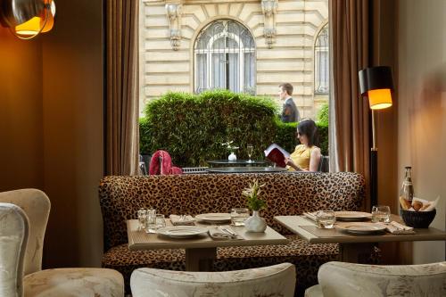 Le Pavillon des Lettres - Small Luxury Hotels of the World - image 10