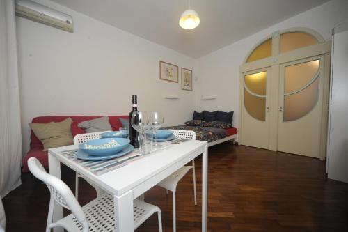 Jean Carlos house in the old town, Neapel (Foto 3)