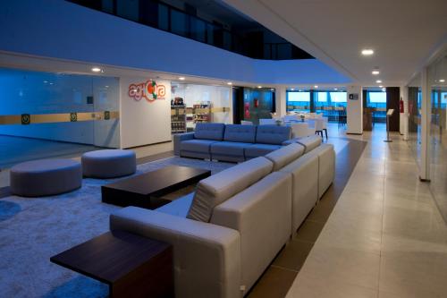 Shared lounge/TV area, Ritz Suites Lifestyle in Cruz das Almas