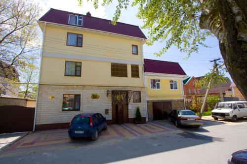 

Guesthouse Veseliy Rapan