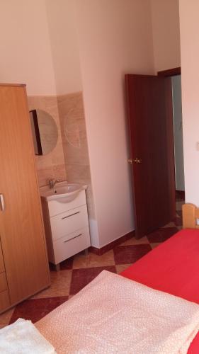 Apartments Katarina - image 6