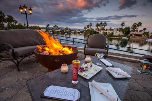 The Chateau at Lake La Quinta in La Quinta, USA