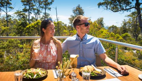 ระเบียง/ชานเรือน, Cradle Mountain Hotel in แครเดิ้ลเมาเท่น