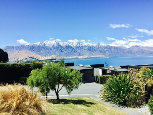 Distinctive Alpine Meadows - Apartment - Queenstown