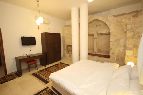 Khan Alwakala Hotel in Nablus