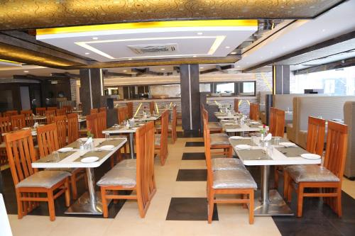 ห้องอาหาร, โรงแรม เดอะ คูร์ซอน คอร์ท (The Curzon Court Hotel) in บังกาลอร์ ซิตี้ เซ็นเตอร์