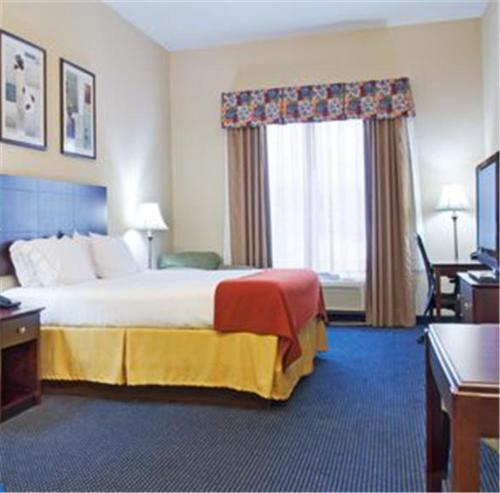 Holiday Inn Express Hotel and Suites Orange