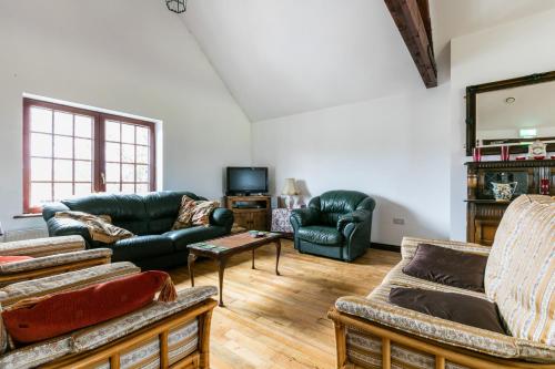 Skupni salon/TV območje, Slemish Barn Hostel in The Sheddings