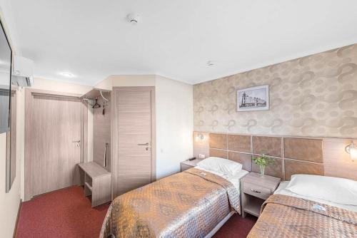 Hotel Centr ApartHotel Centr is perfectly located for both business and leisure guests in Tula. The property offers a high standard of service and amenities to suit the individual needs of all travelers. Service-