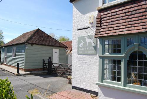 Hare & Hounds Bed & Breakfast - image 3