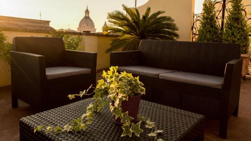 Balcony/terrace, Sant'Ivo Apartments in Pantheon