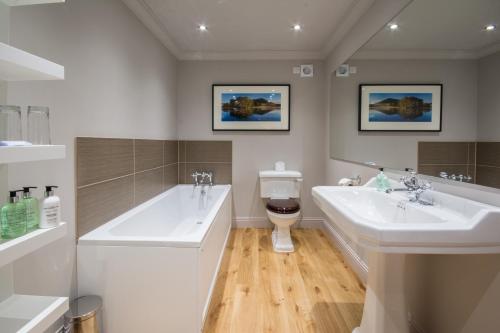 Knockendarroch House Hotel - image 7