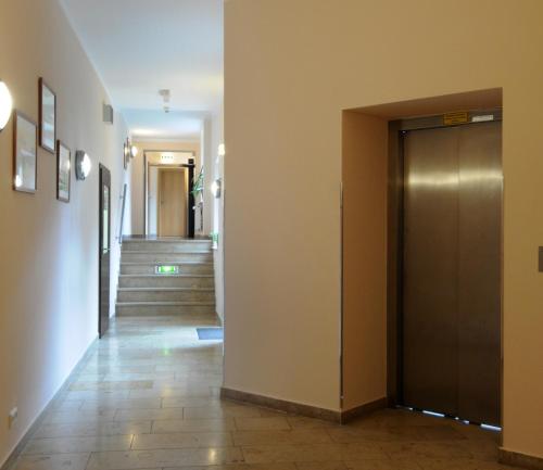 霍夫德伯爾恩酒店 (Hotel Dobelner Hof) in 德伯爾恩