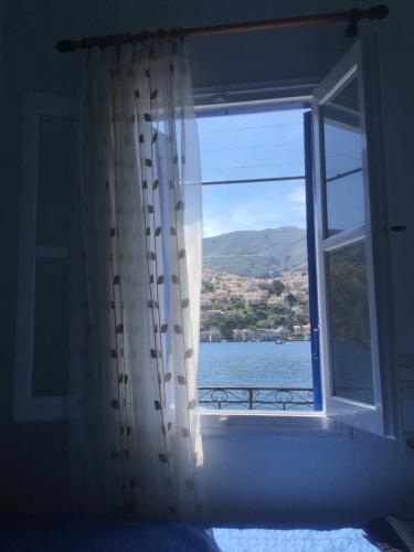 Nikolitsi Studios, Symi (fotografie 8)