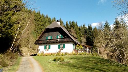 Gästehaus Fridolin - Accommodation - Krieglach