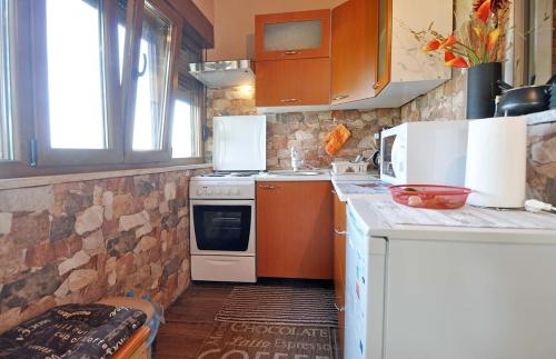 Holiday Home Nena - image 3