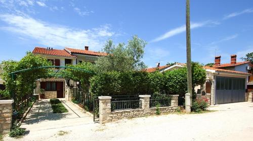  Apartment Pifar in Medulin