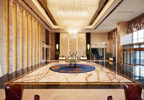 Wanda Realm Huaian Set in a prime location of Huaian, Wanda Realm Huaian puts everything the city has to offer just outside your doorstep. The property features a wide range of facilities to make your stay a pleasant ex