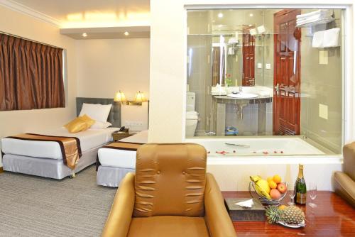 Junior Suite image 8