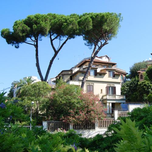 Hotel Residence Villa Tassoni - Accommodation - Rome