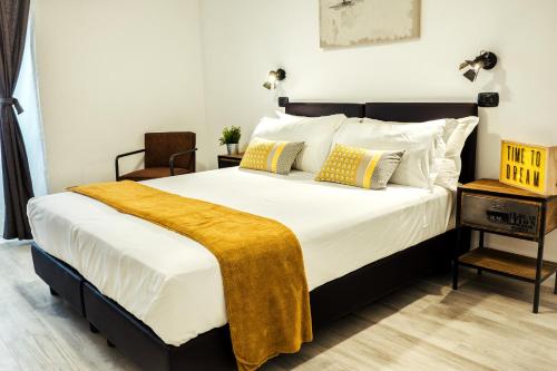 BMGA l Stylish Industrial Termini Apartment, Рим (фото 3)