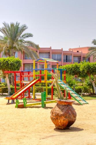 Kefi Palmera Beach Resort El Sokhna - Family Only