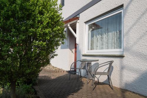 Erkély/terasz, Ina's Ferienwohnung in Fischbachtal