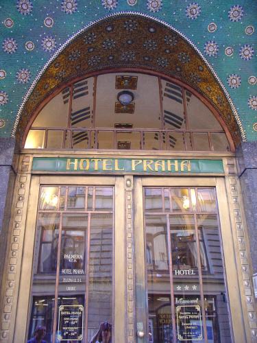 Hotel Praha Liberec - image 2