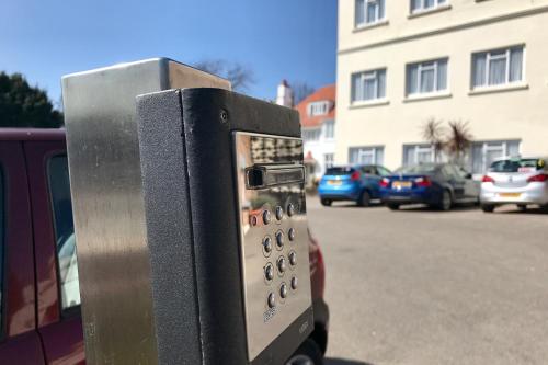 The Norfolk Lodge Hotel - image 3