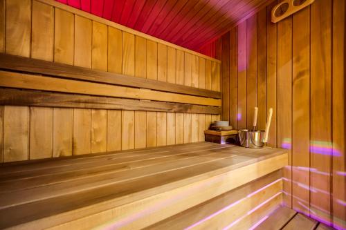 Sauna, Lisova Pisnia Resort Hotel in Truskavets